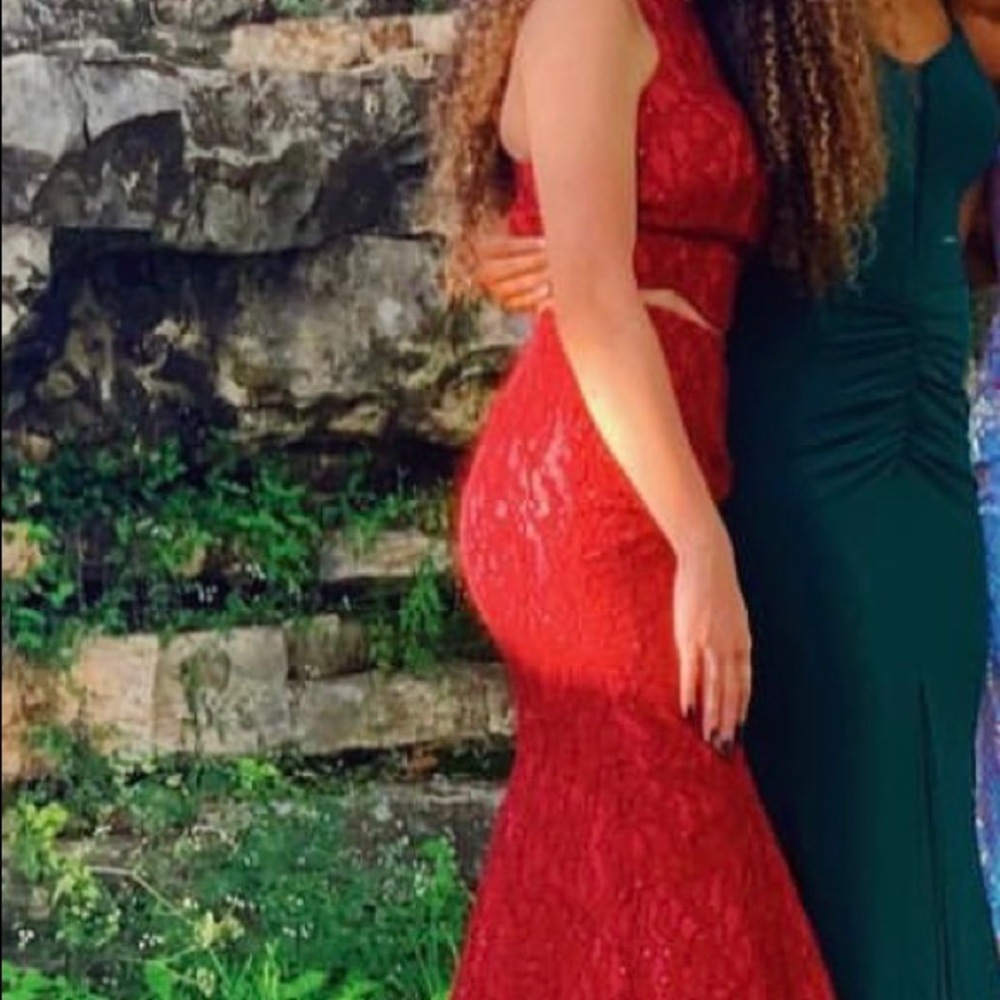 PROM DRESS - Picture 2 of 3